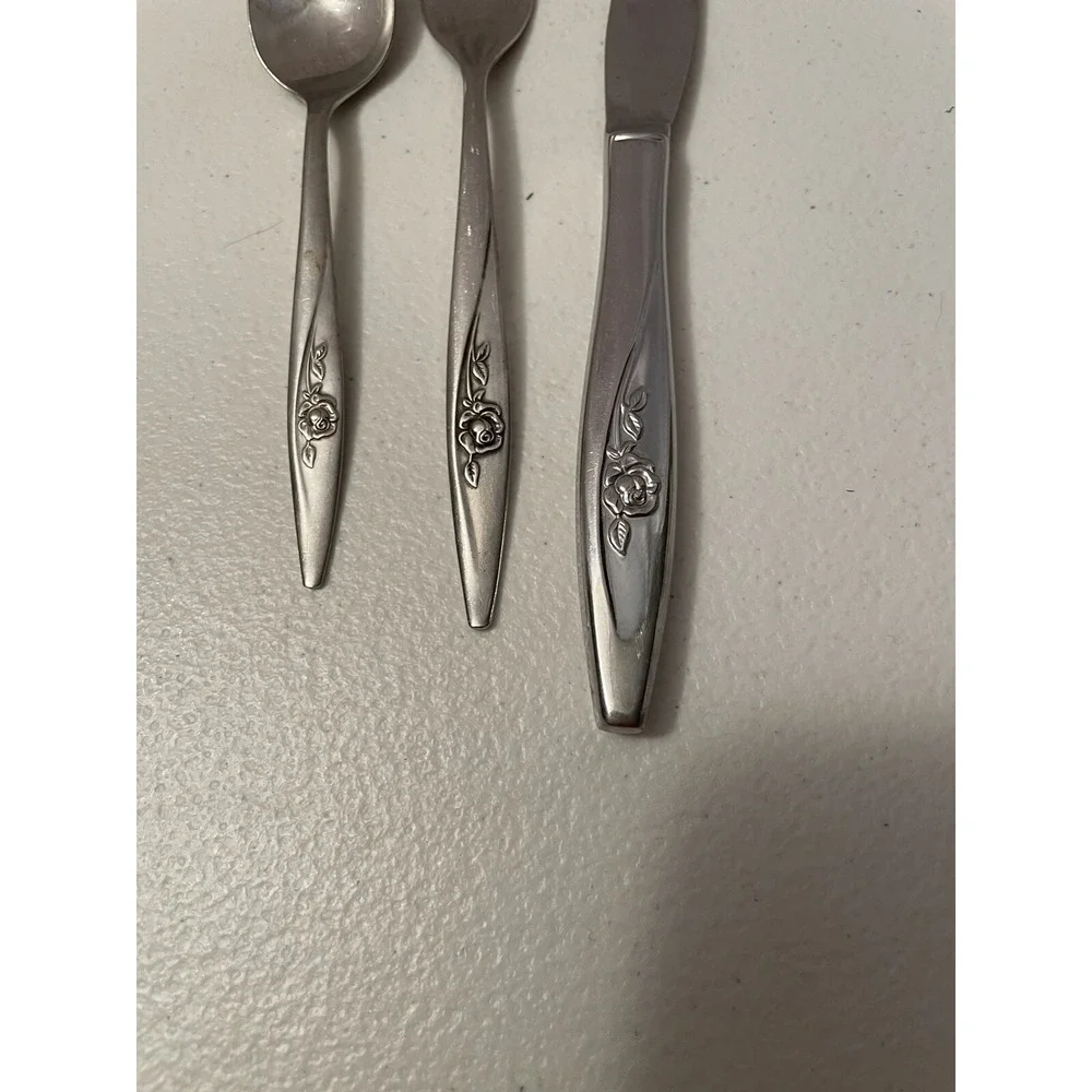 Oneida Craft 3 Piece Children Set Rose Silverware‎ Vintage Spoon Fork Knife